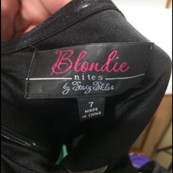 Prom dress - Picture 2 of 3